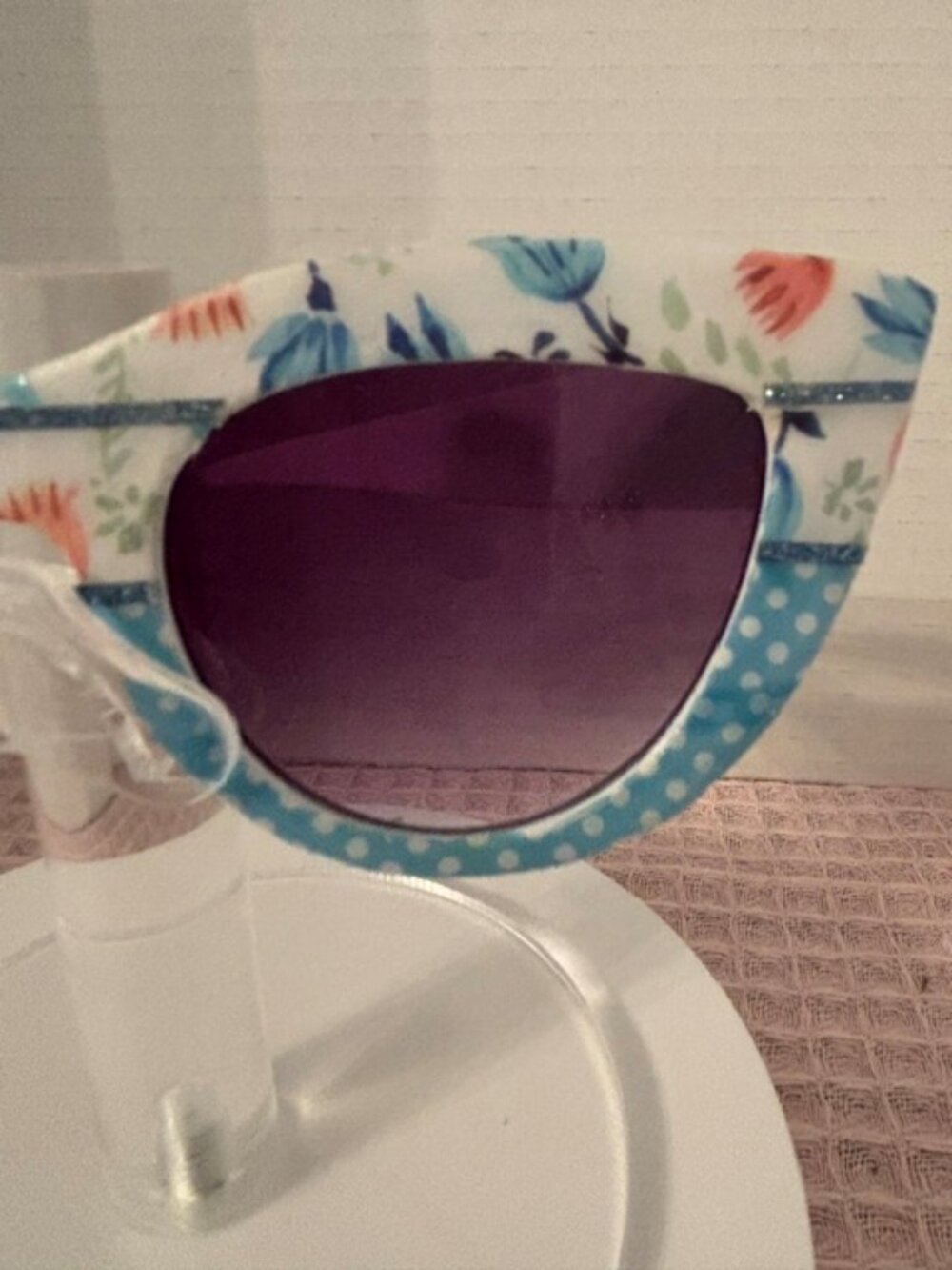 Original One-of-a-Kind Sunglasses - Picture 2 of 3